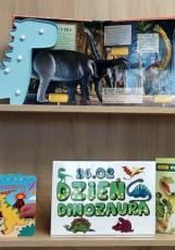 Dinozaury, dinozaury....